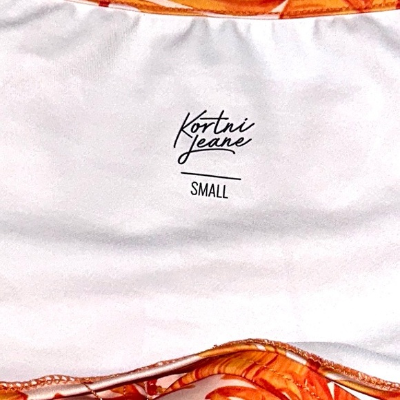 Kortni Jeane Orange Palm Print Tied-Up Top - Picture 7 of 10